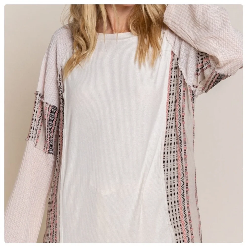 POL Mix It Up in Comfy Knits Top - Picture 10 of 15